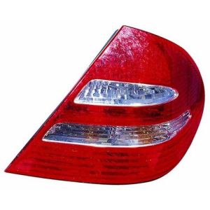 OUTER TAIL LAMP / LIGHT LENS - LH