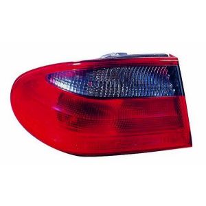 OUTER TAIL LAMP / LIGHT - RH